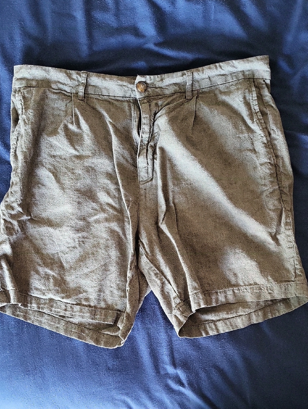 Old Navy Moss Green Linen Shorts